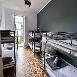 Hostel Fabrizzio's Petit, Barselona