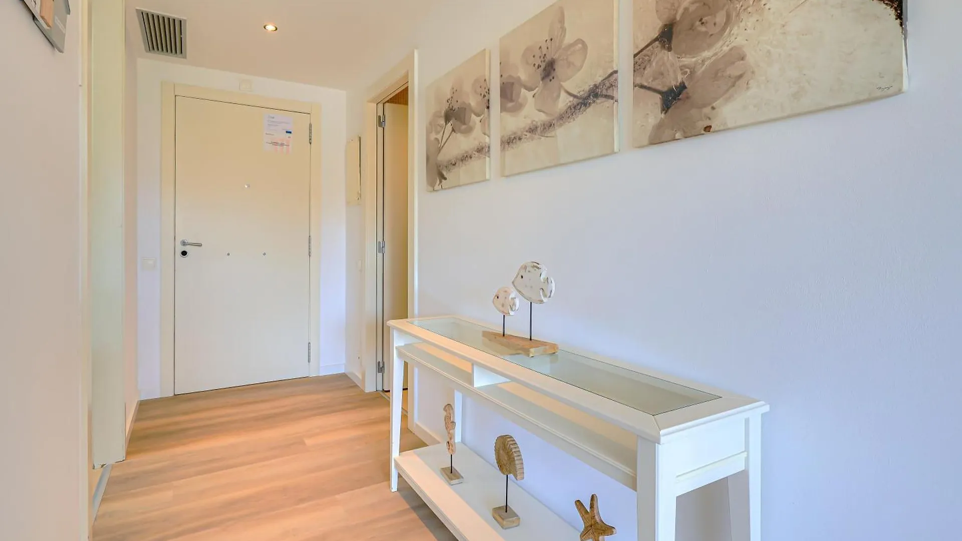 Rent Top Apartments Beach-Diagonal Mar Barcelona