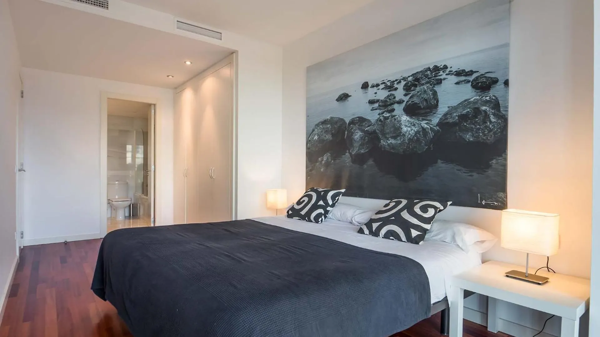Rent Top Apartments Beach-Diagonal Mar Barcelona
